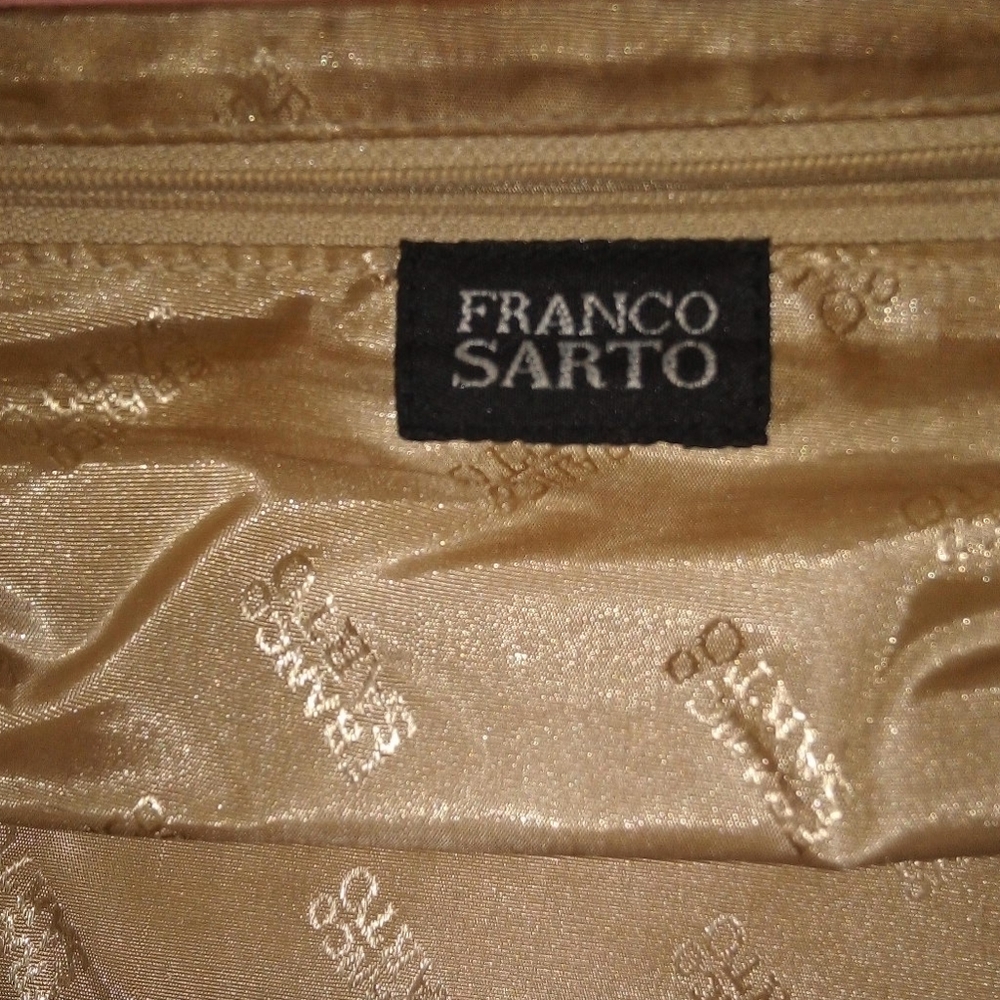 Purse - Picture 4 of 4